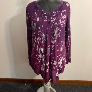 GreaterGood Butterfly Purple Periwinkle Blue Tye Die Beaded tunic, size L/XL